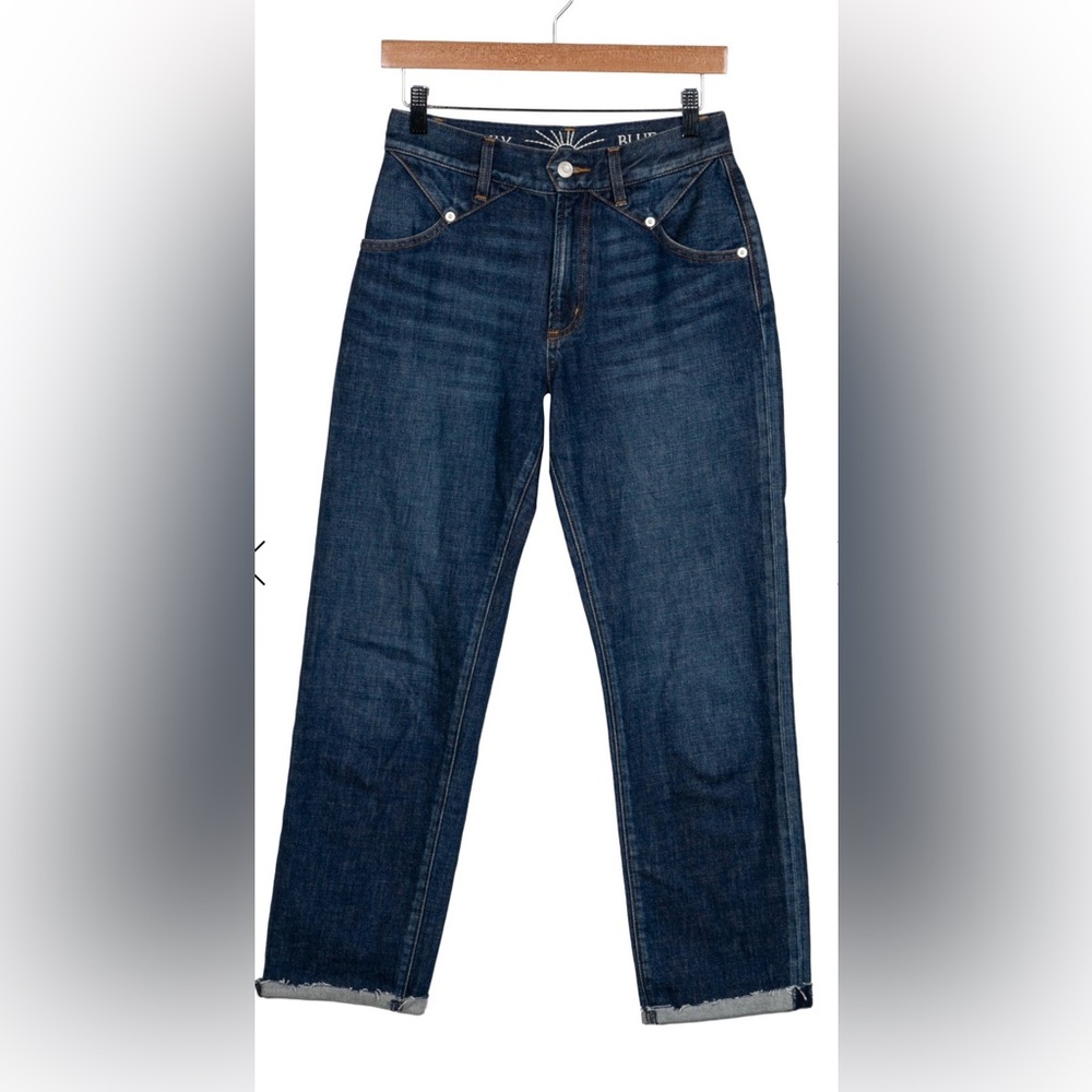 Daily blue straight leg jeans women’s size 26 blue jeans raw hem high rise